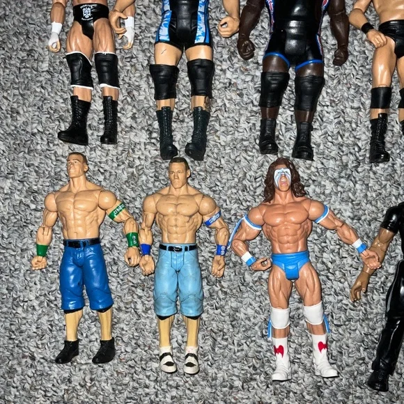 Lot Of 12 WWE/WWF Mattel & JAKKS Pacific Inc. Wrestling Action Figures. - Picture 4 of 10